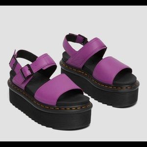 Dr. Marten’s - VOSS LEATHER STRAP PLATFORM SANDALS